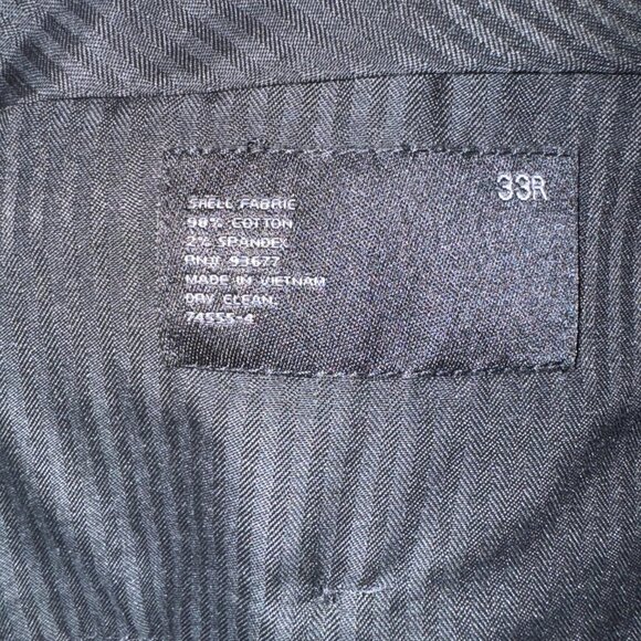 J. Ferrar Black and White Floral Suit- 33R Slim Pant; 40S Slim Blazer/Jacket - Picture 4 of 5